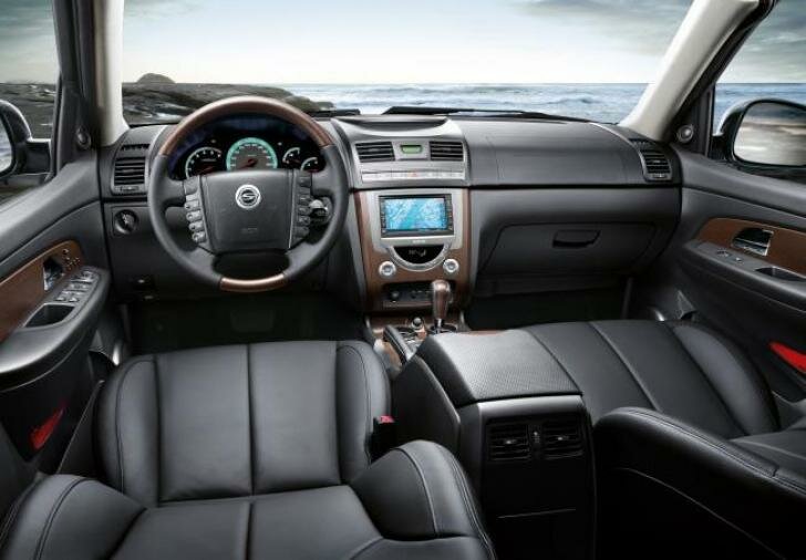 Ssangyong Rexton 2013 салон